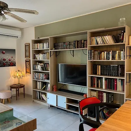 T2 Traversant Saint-cyprien Climatise 4/5 Pers - Fr-1-793-33 Apartment *
