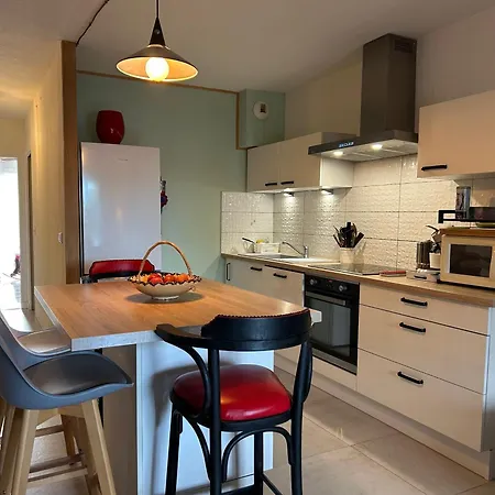 T2 Traversant Saint-cyprien Climatise 4/5 Pers - Fr-1-793-33 *